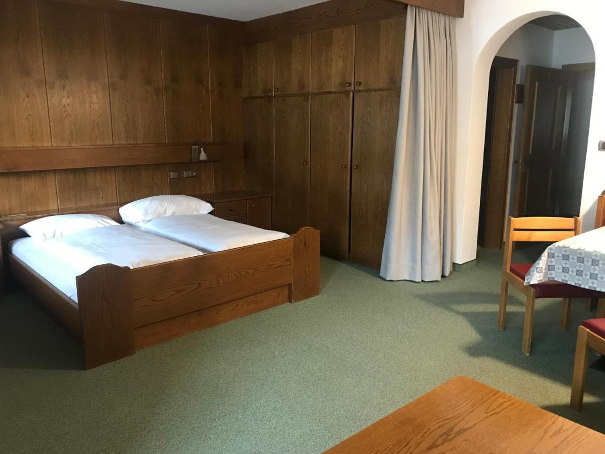 Niki Appartments Innichen Buitenkant foto